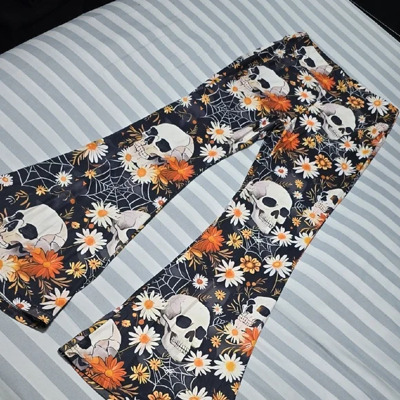 Spooky Skull and Floral Flares - Picture 2 of 6